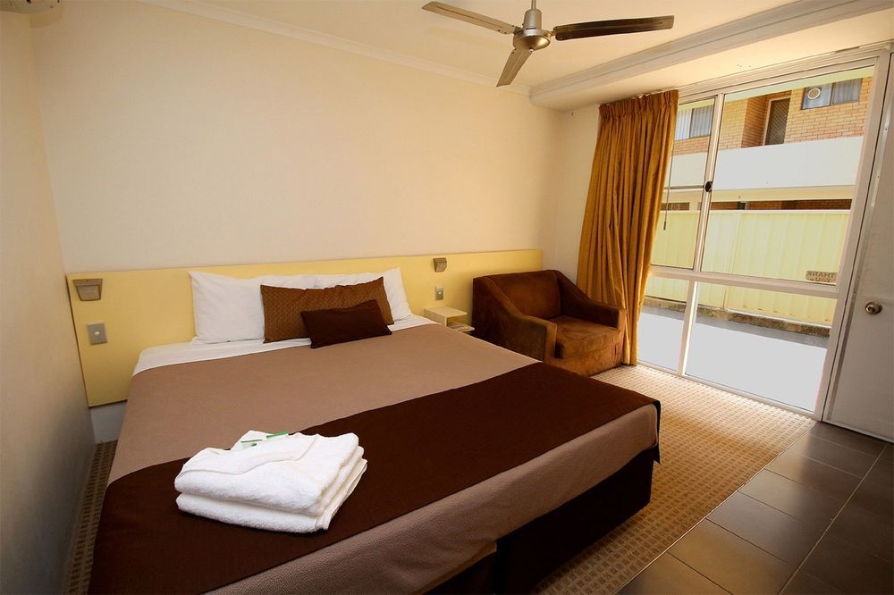 Surf Beach Motel Coffs Coffs Harbour Eksteriør billede
