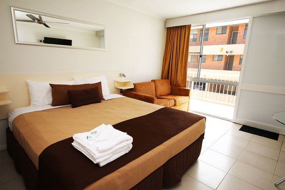 Surf Beach Motel Coffs Coffs Harbour Eksteriør billede